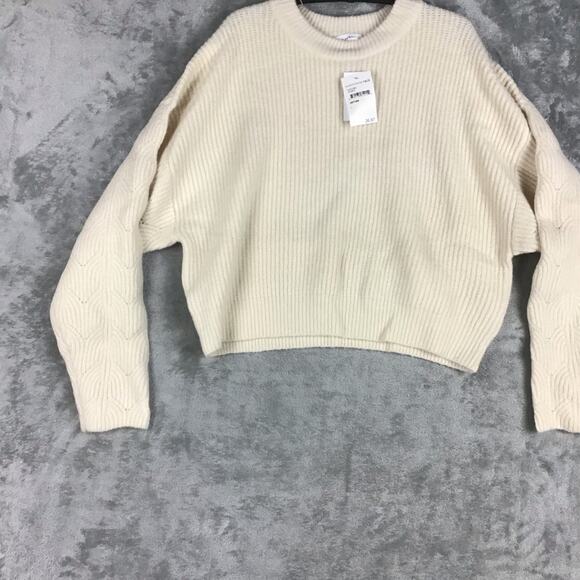 Elodie Women’s Large Ivory Chunky Cable Knit Cropped Pullover Sweater NWT - Picture 10 of 13